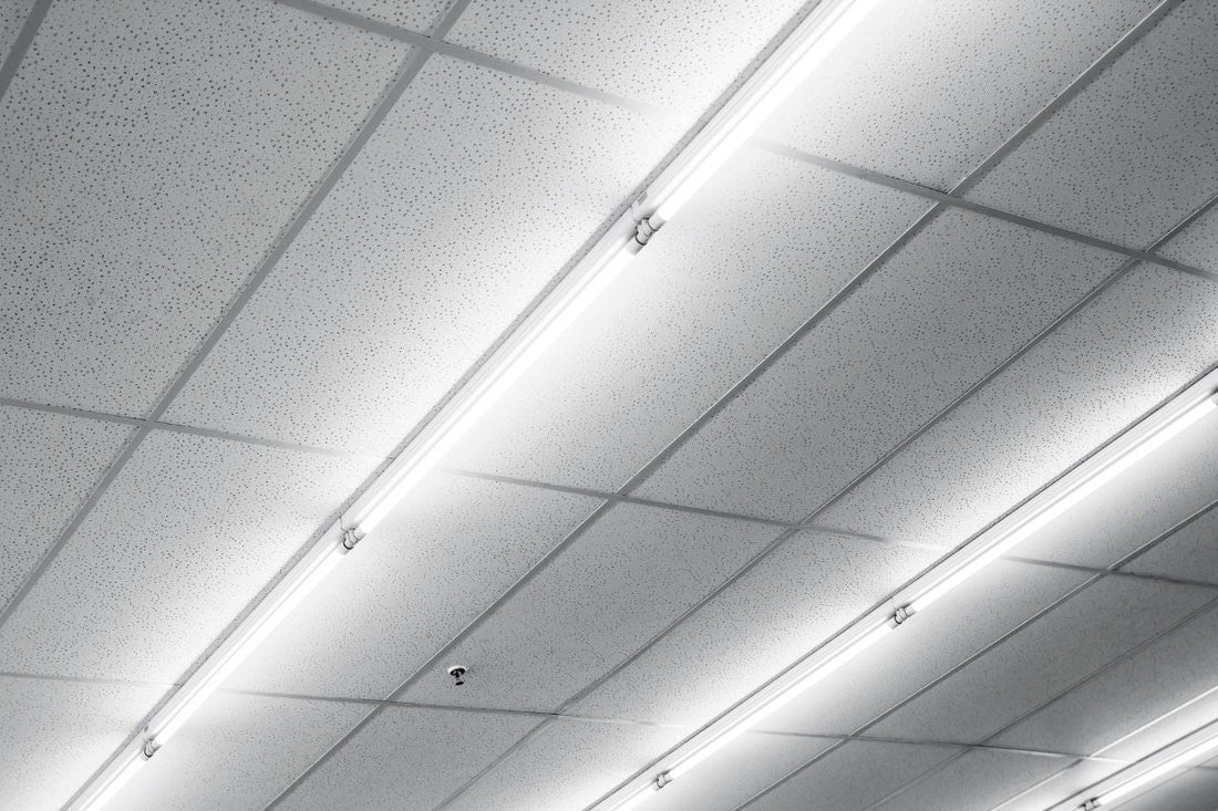 The Advantages of Transitioning to LED Tubes from Fluorescent Tubes