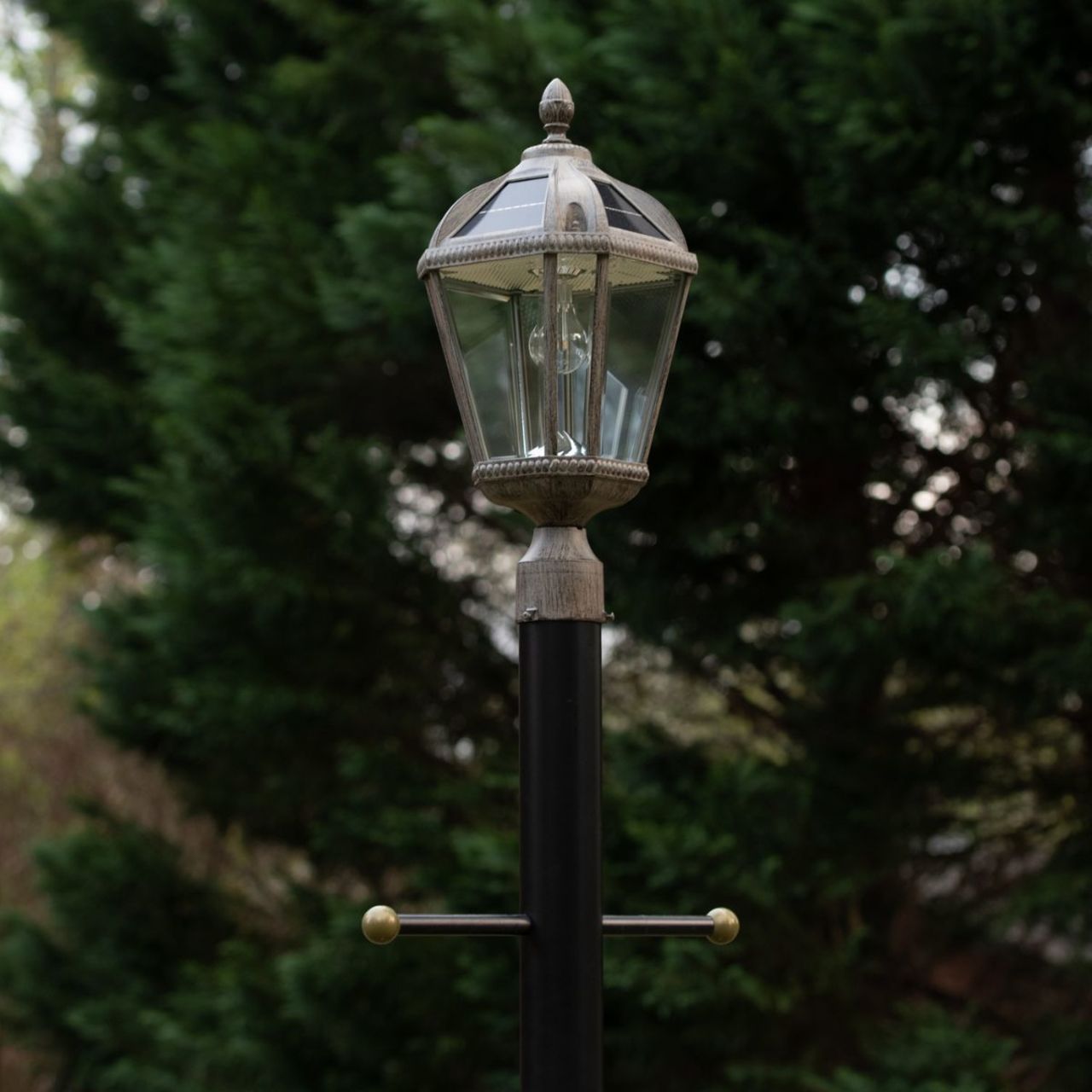 Solar LED Royal Bulb Light - Weathered Bronze - Gama Sonic