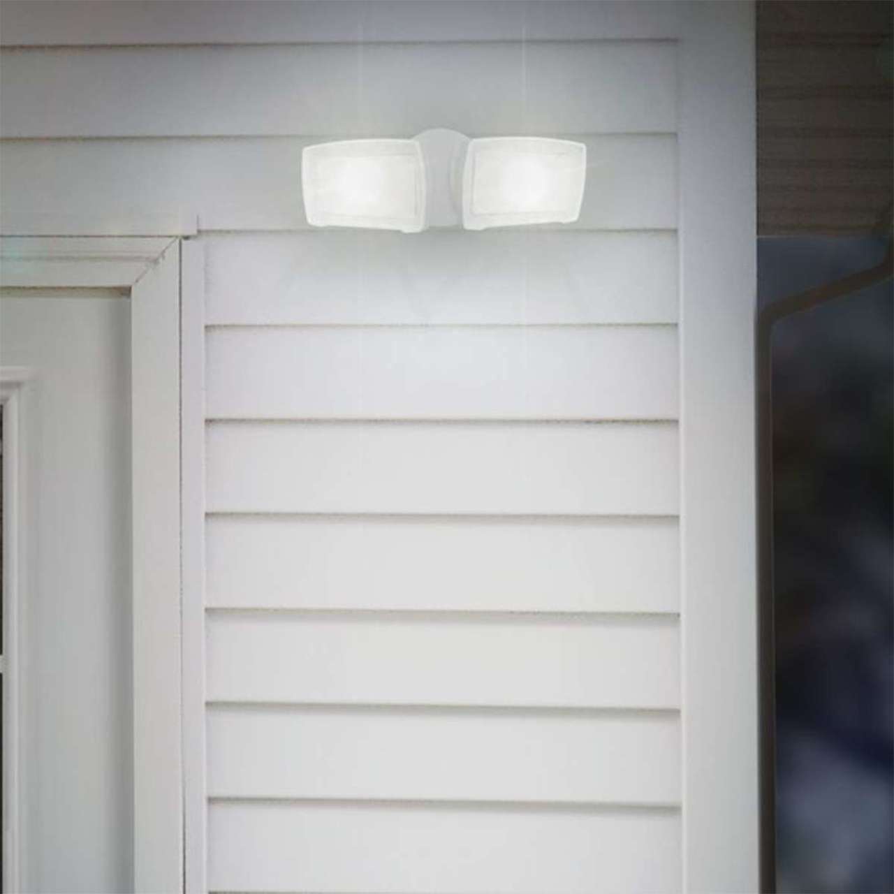 White LED 2-Head Security Flood Light - 2060 Lumens - 5000K - Good Earth