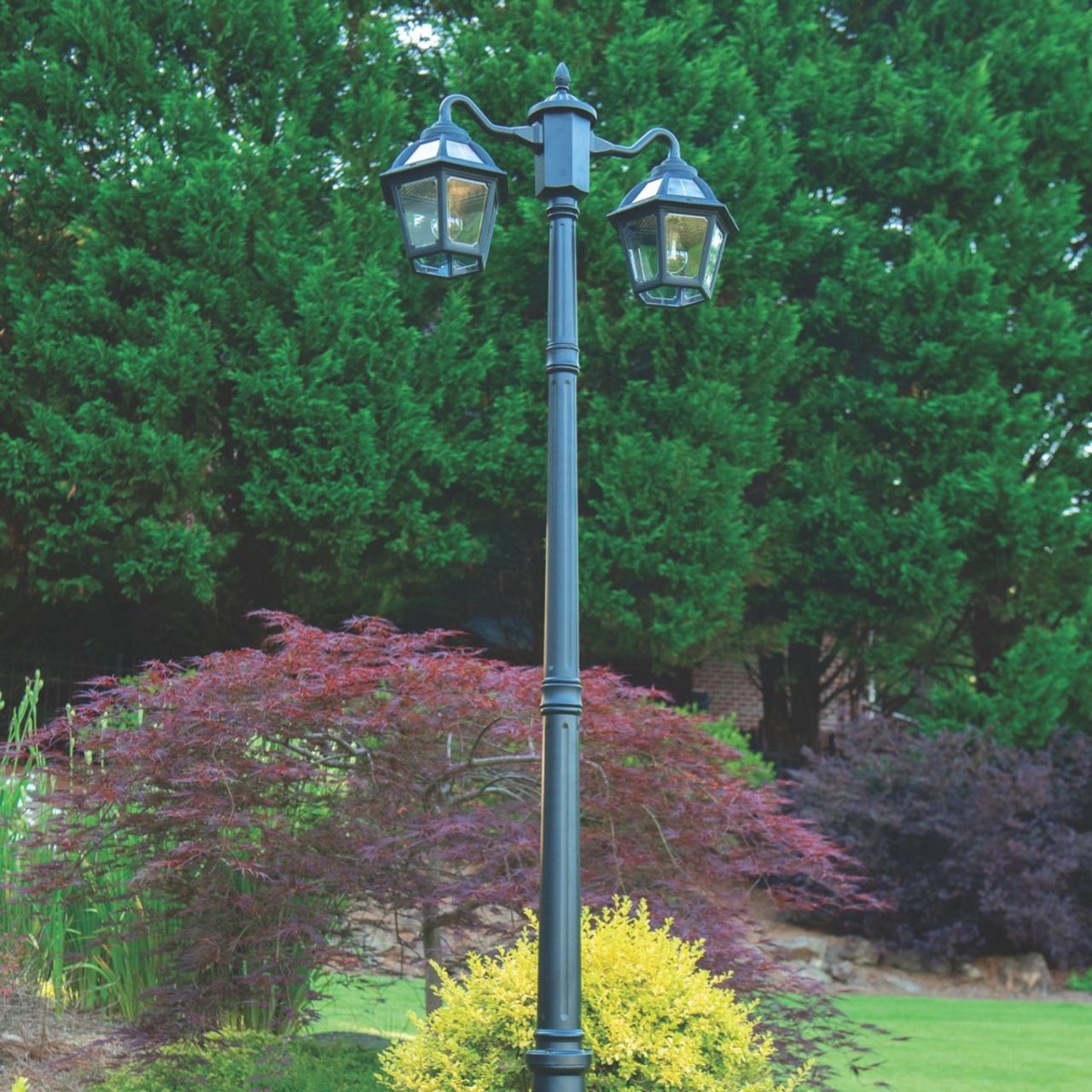 Solar LED Polaris Double Head Lamp Post - Gama Sonic