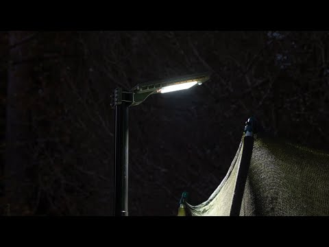 Solar LED Area Light with Motion Sensor - 500 Lumens - 6000K - Gama Sonic