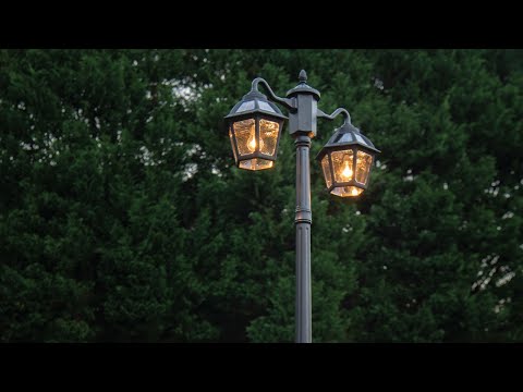 Solar LED Polaris Double Head Lamp Post - Gama Sonic